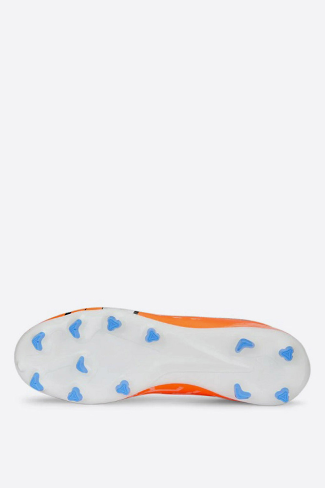 Футбольные бутсы Puma