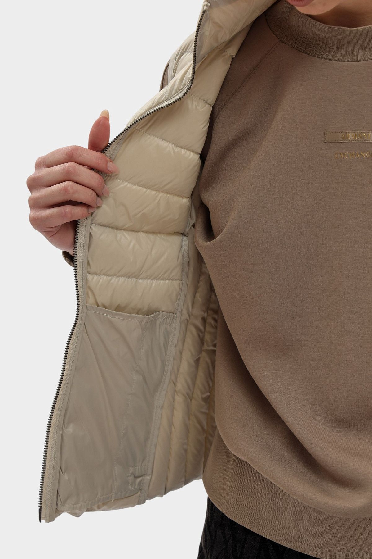 Жилет пуховый Armani Exchange