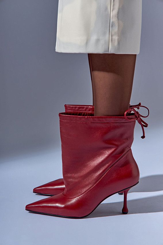 Ботильоны закрытые Red Pin