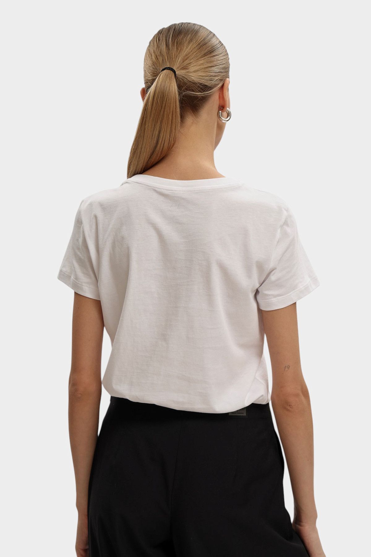 Футболка Armani Exchange Белый