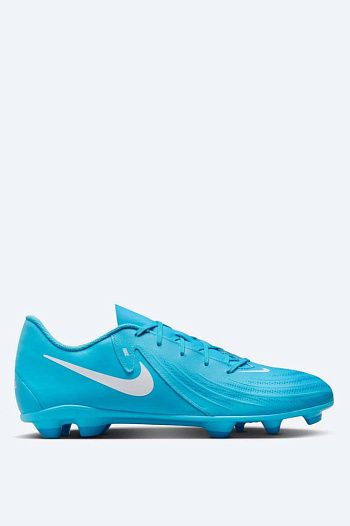 Футбольные бутсы Nike