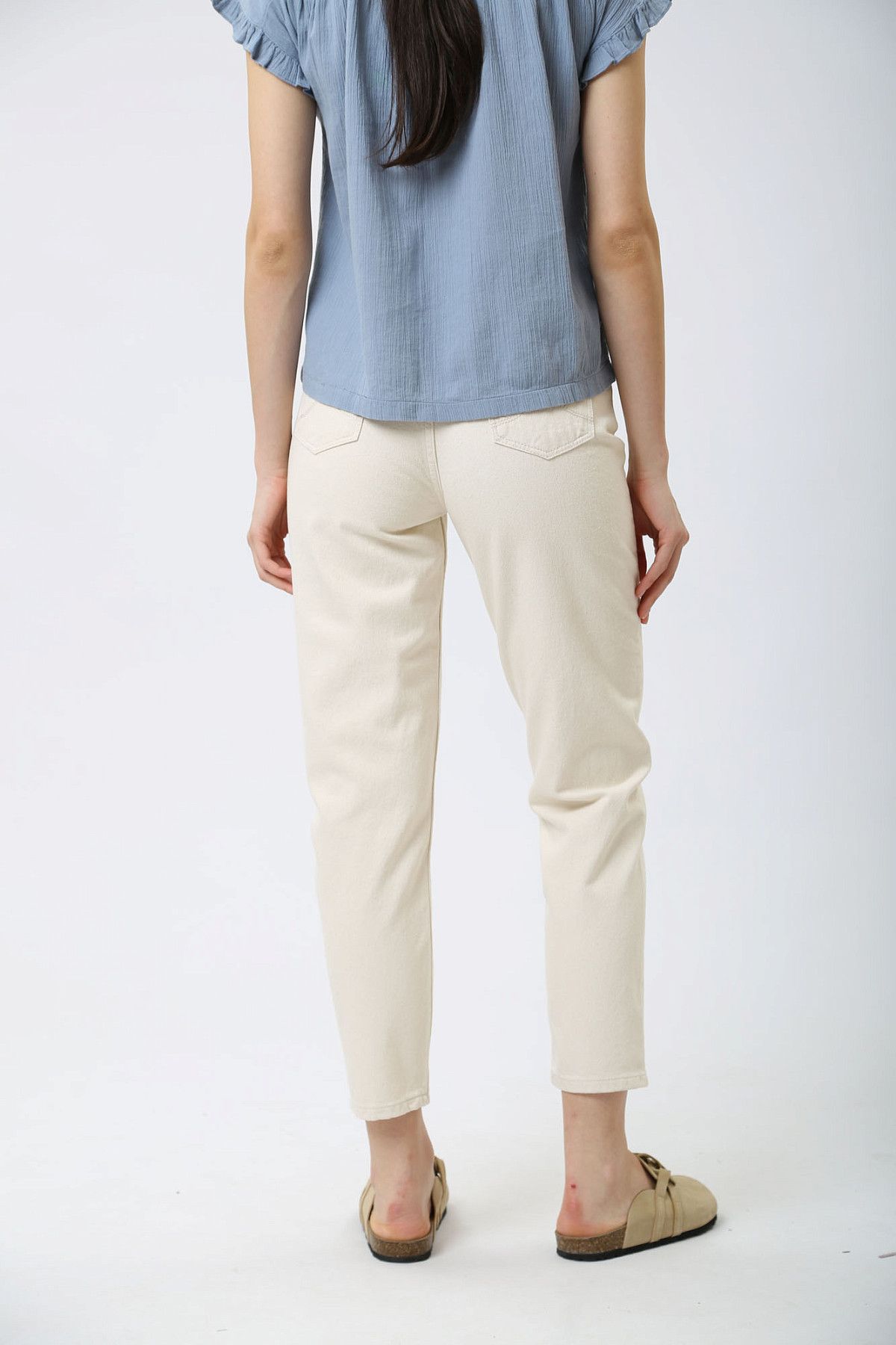Джинсы Charlotte Tapered  Mustang
