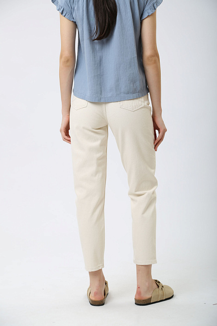 Джинсы Charlotte Tapered  Mustang