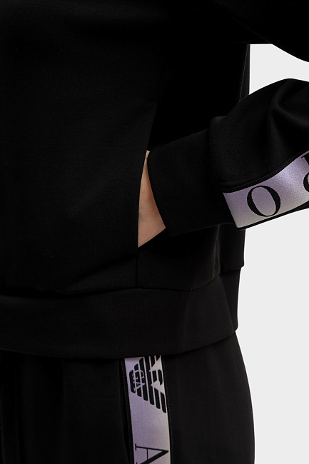 Толстовка EA7