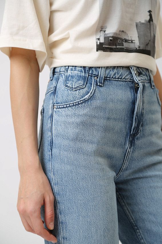 Джинсы Charlotte Tapered  Mustang