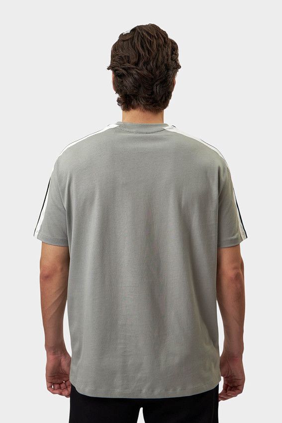 Футболка Armani Exchange Серый