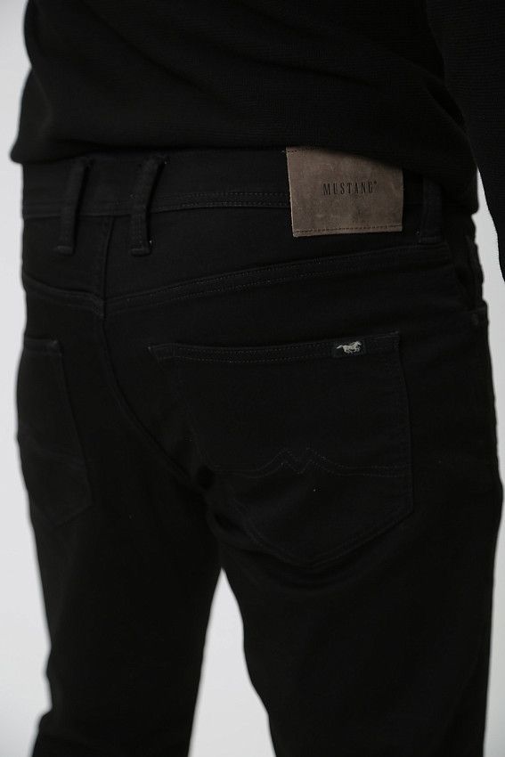 Джинсы Mustang