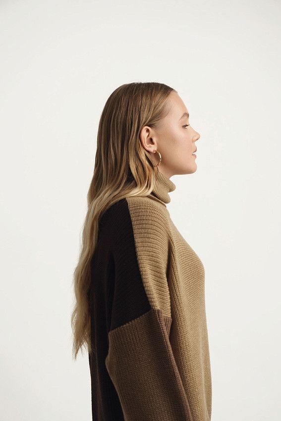 Свитер The Hills Бежевый