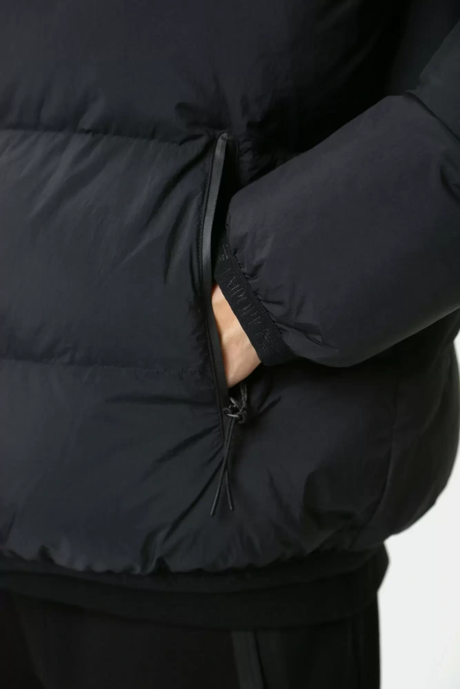 6DPB30_PNDOZ Куртка пуховая EA7 Черный