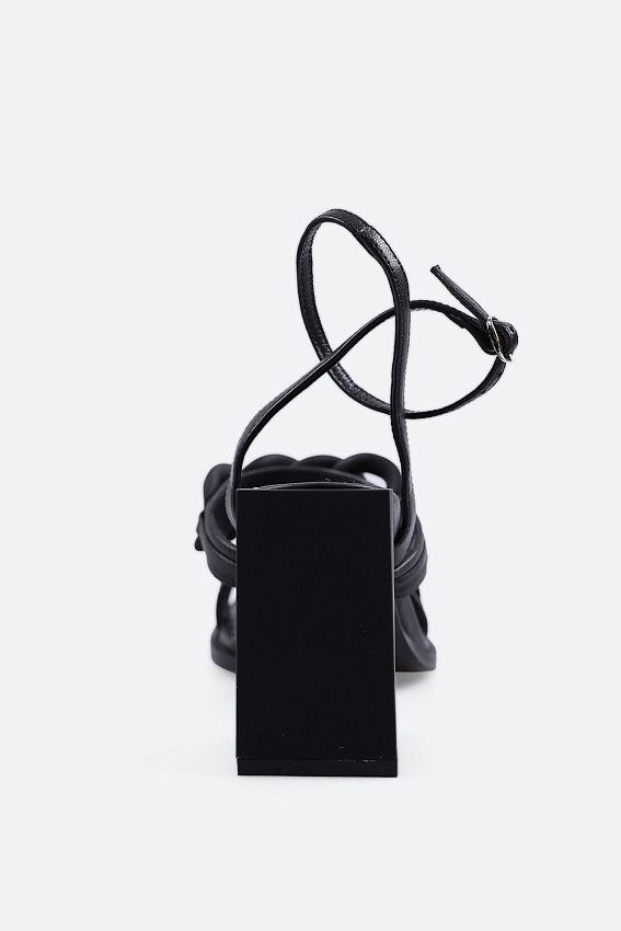 Босоножки на каблуке Marc Cony