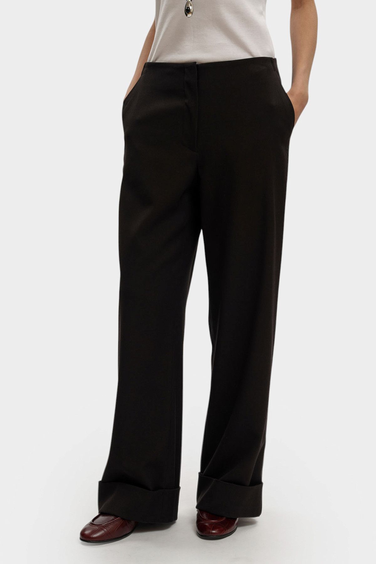 Брюки Armani Exchange Черный