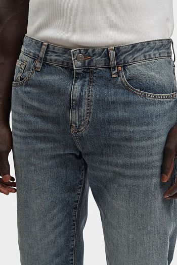 Джинсы Armani Exchange
