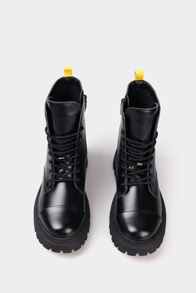 J46M6J000CN Ботинки Geox Черный