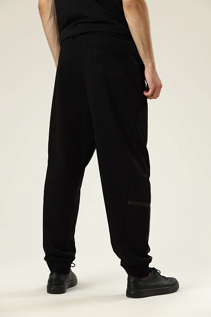 Брюки спортивные джоггеры Armani Exchange