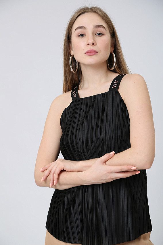 Топ Armani Exchange Черный
