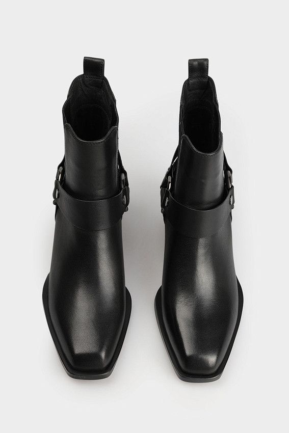 Челси Marc Cony