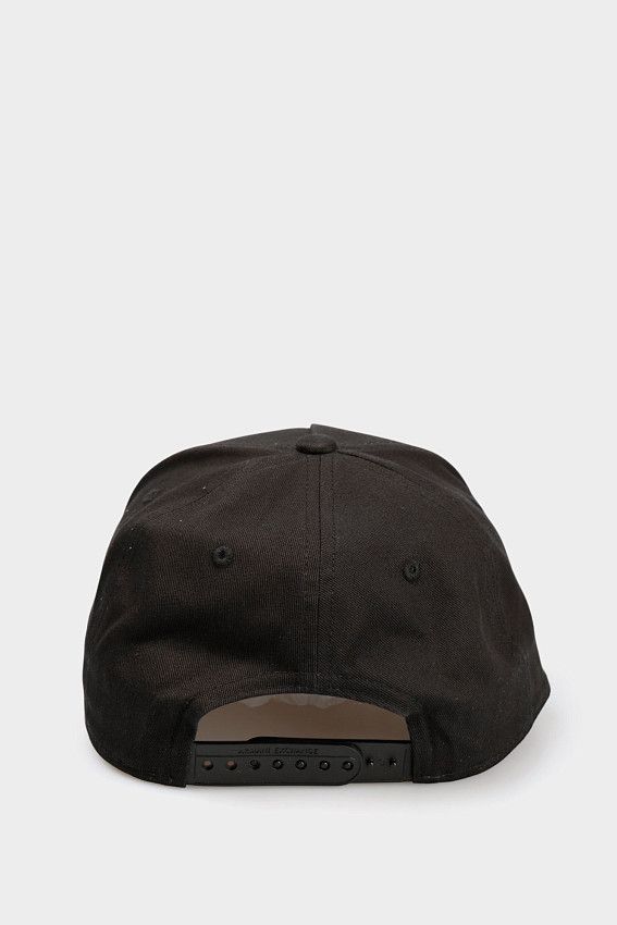 Кепка Armani Exchange Белый