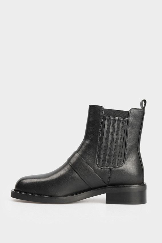 Челси Marc Cony