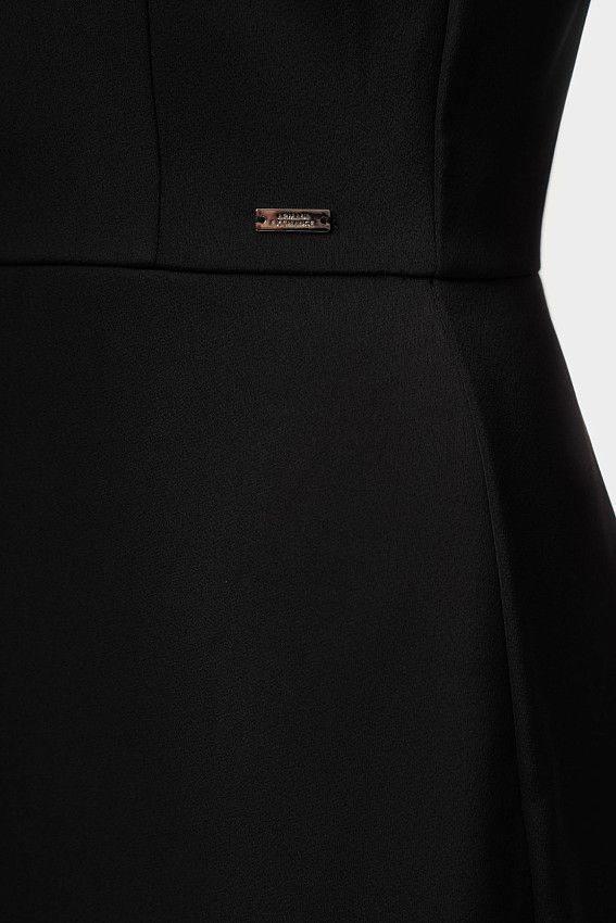 Платье Armani Exchange Черный