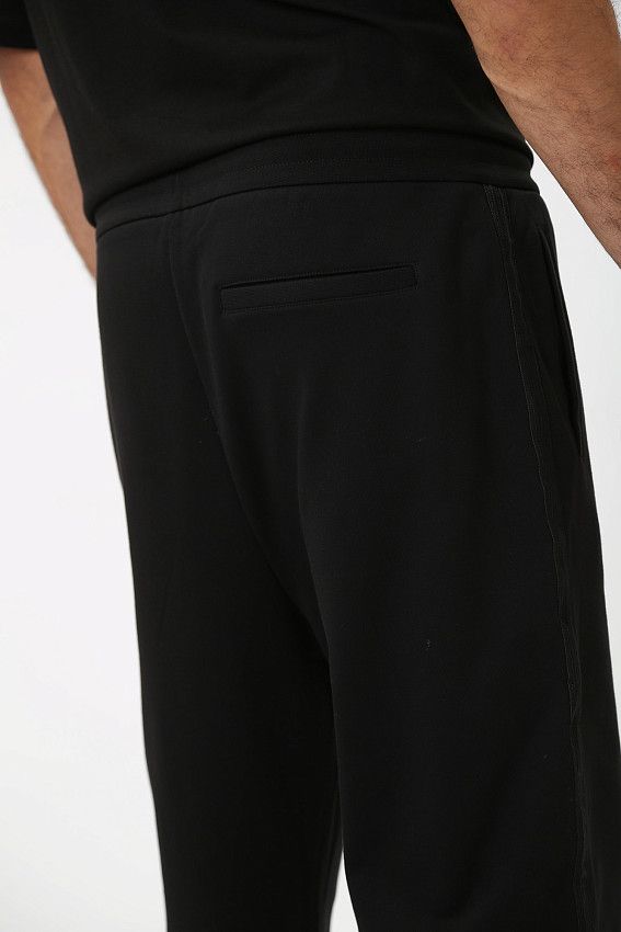 Брюки спортивные Armani Exchange Черный