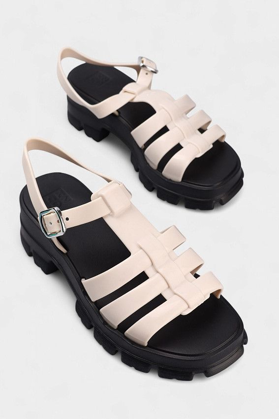 Сандалии Zaxy