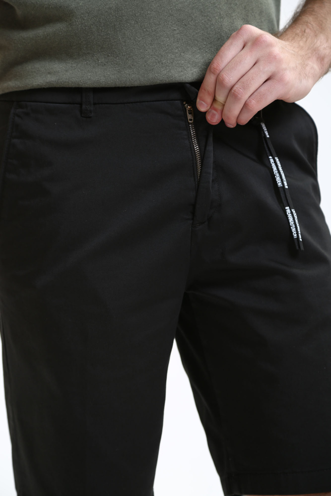 30036807_10015398 Шорты Strellson Черный