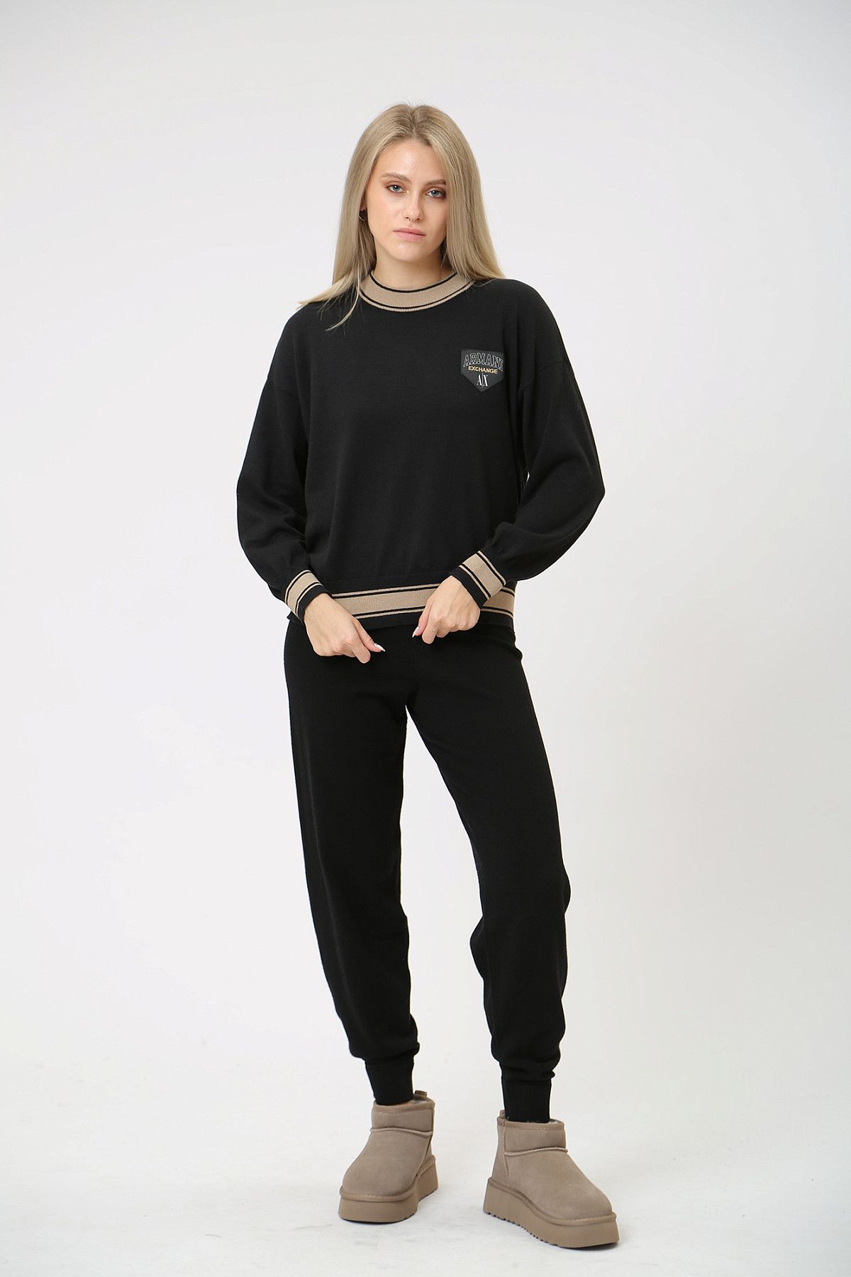 Брюки Armani Exchange Черный