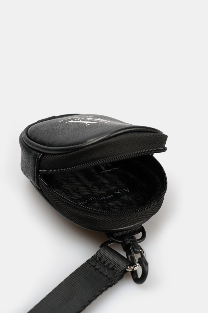 XM001261_AF15104 Чехол для наушников Armani Exchange Черный