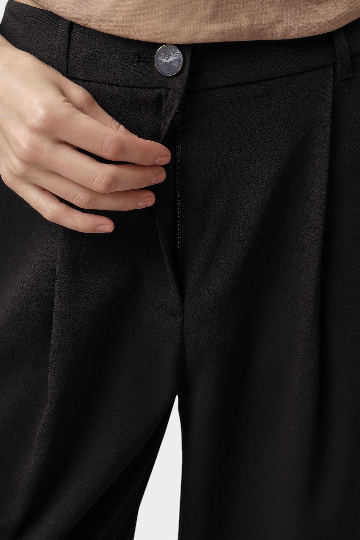 Брюки Armani Exchange Черный