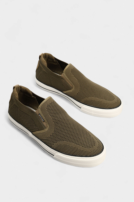 Слипоны Mustang