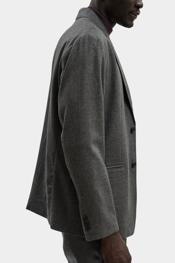 EM001012_ AF18507 Пиджак Emporio Armani Серый