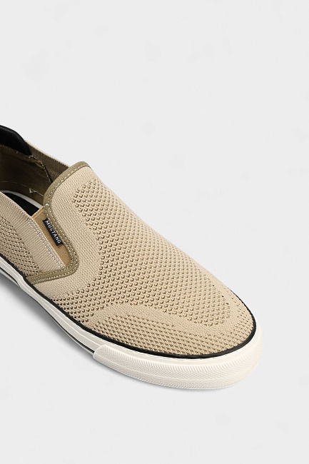 Слипоны Mustang