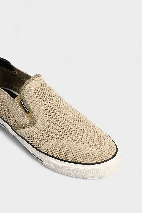 Слипоны Mustang Бежевый