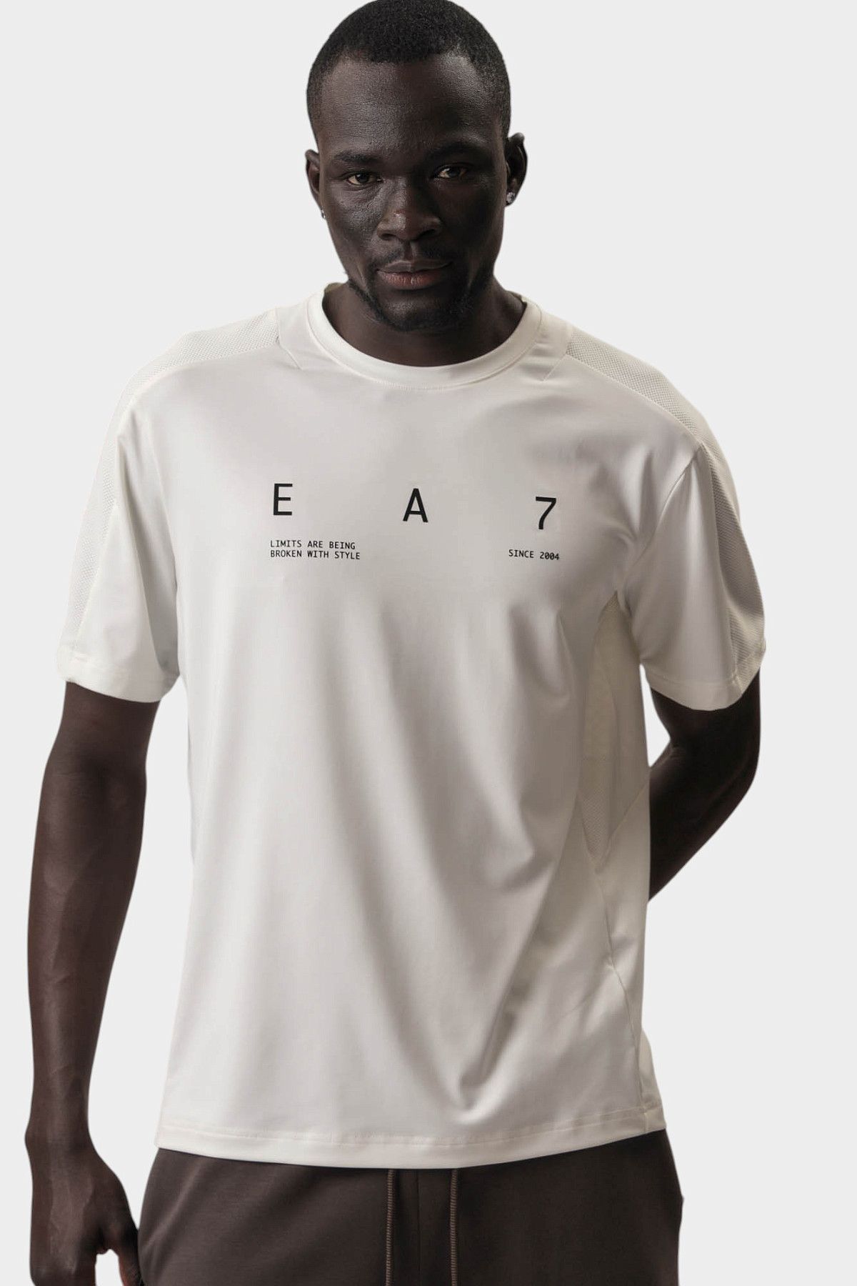Футболка EA7 Белый