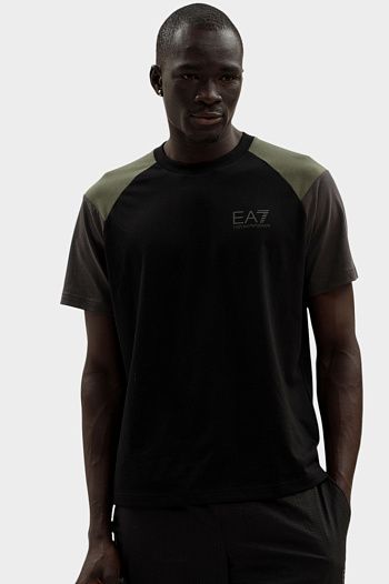 Футболка EA7