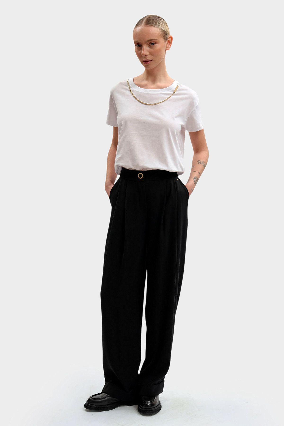 Футболка Armani Exchange Белый