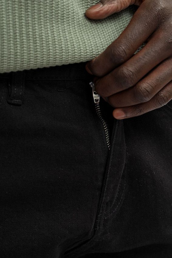 Джинсы Armani Exchange