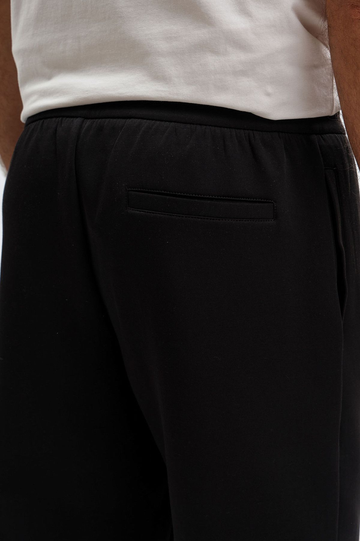 Брюки спортивные Armani Exchange Черный