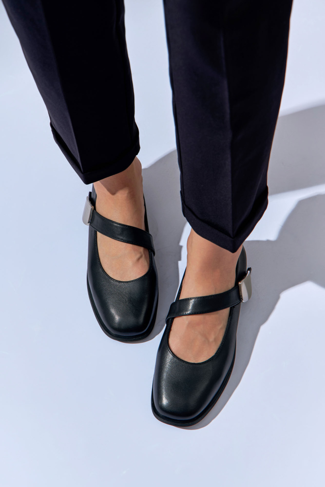 MC21665 Туфли Marc Cony Черный