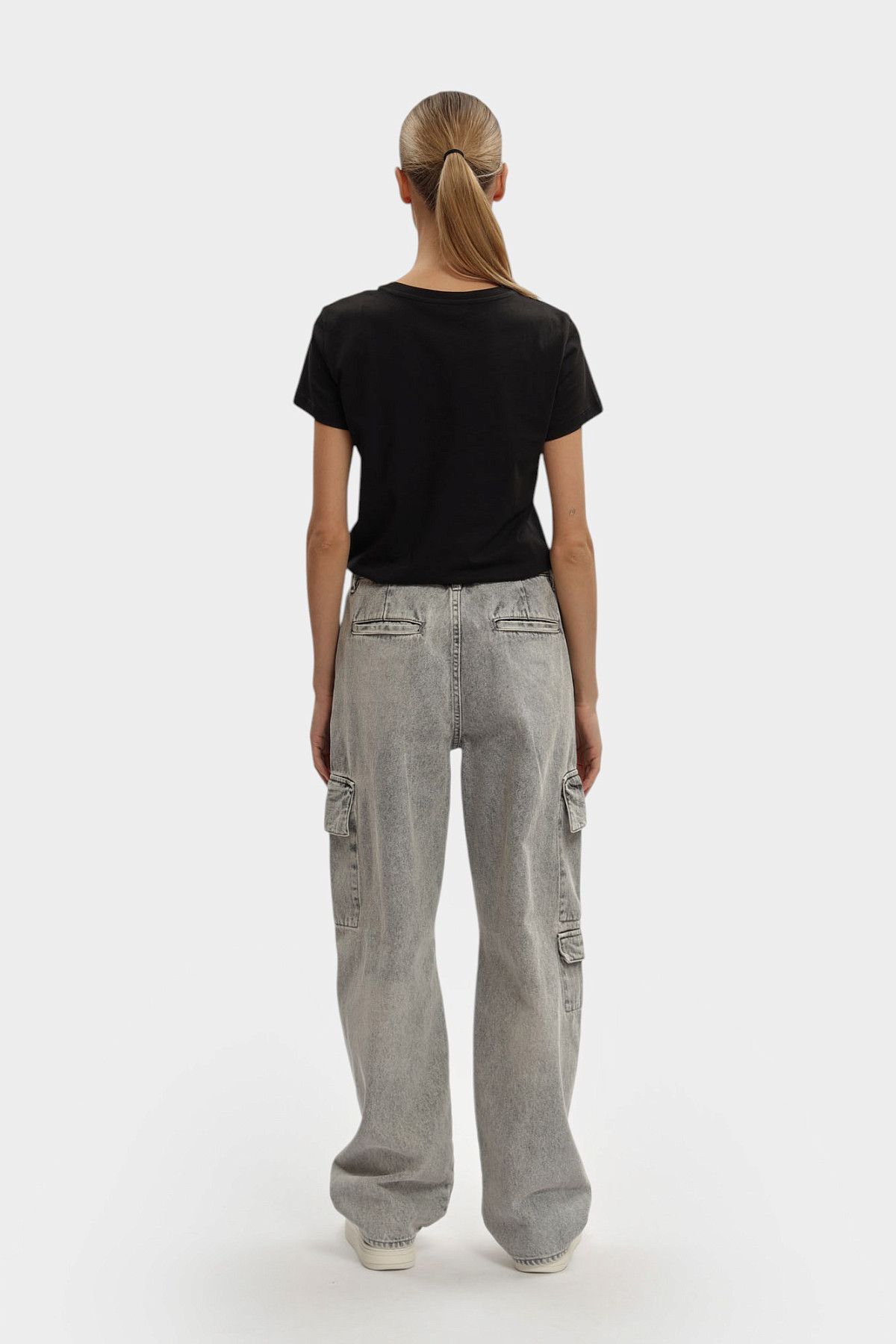 Футболка Armani Exchange Черный