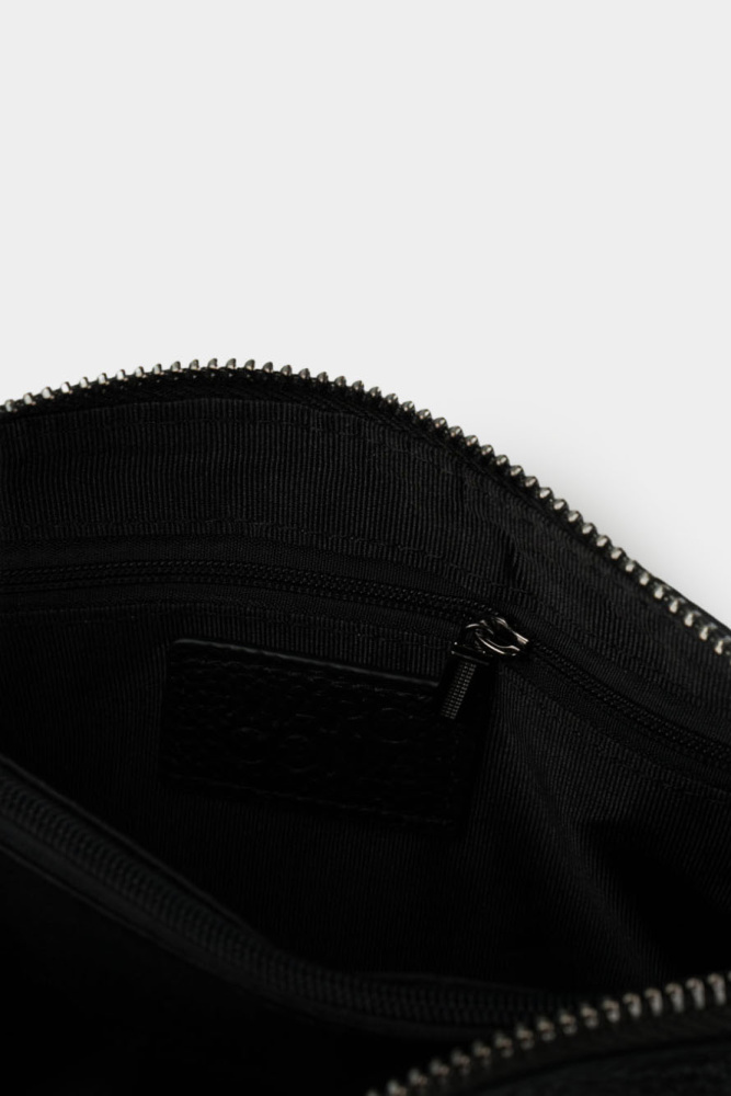 114-613-11-4 Барсетка Marc Cony Черный