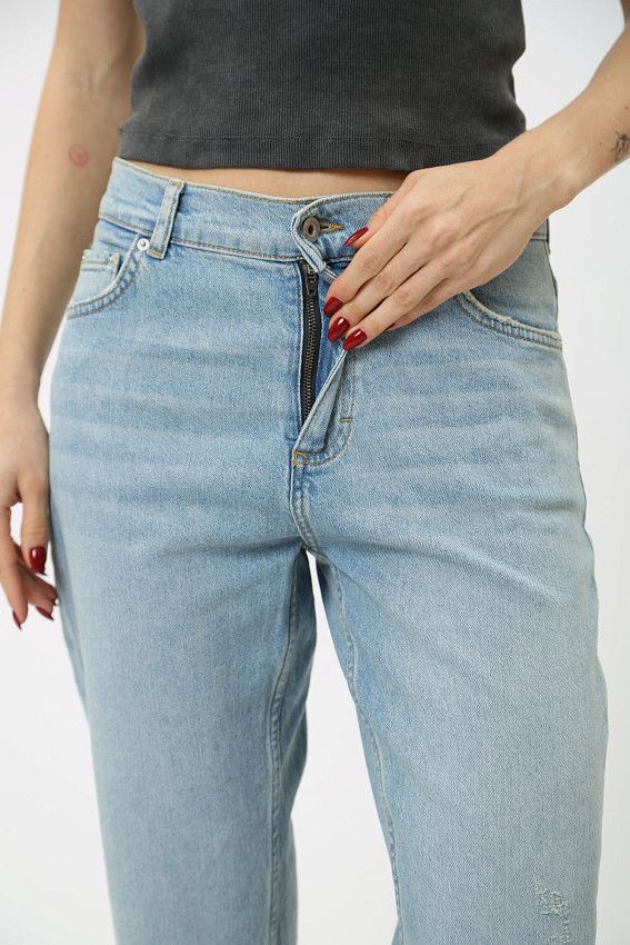 Джинсы Brooks Relaxed Slim  Mustang