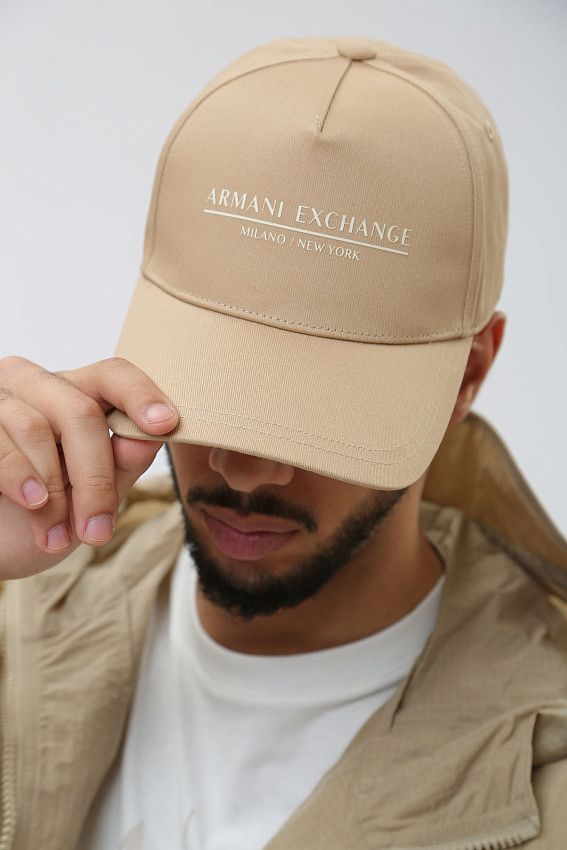 Кепка Armani Exchange Бежевый
