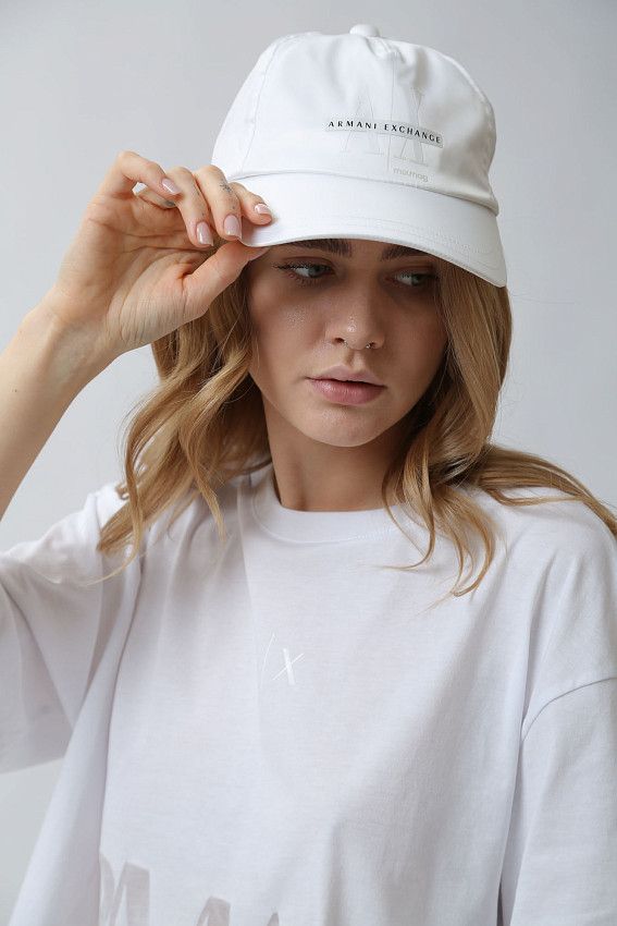Кепка Armani Exchange Белый