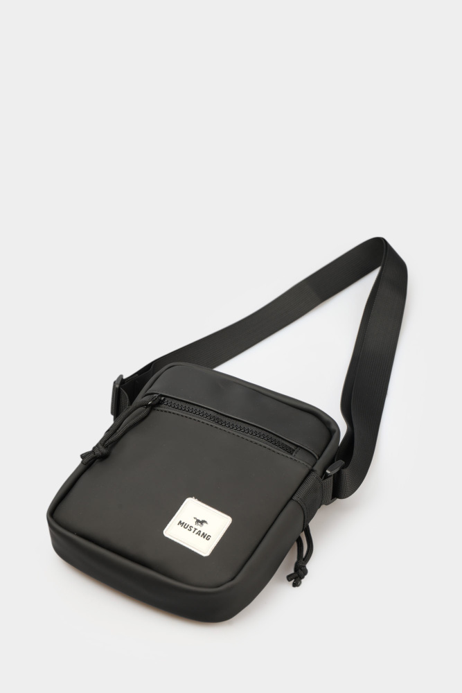 45.1190 Сумка Mustang Черный