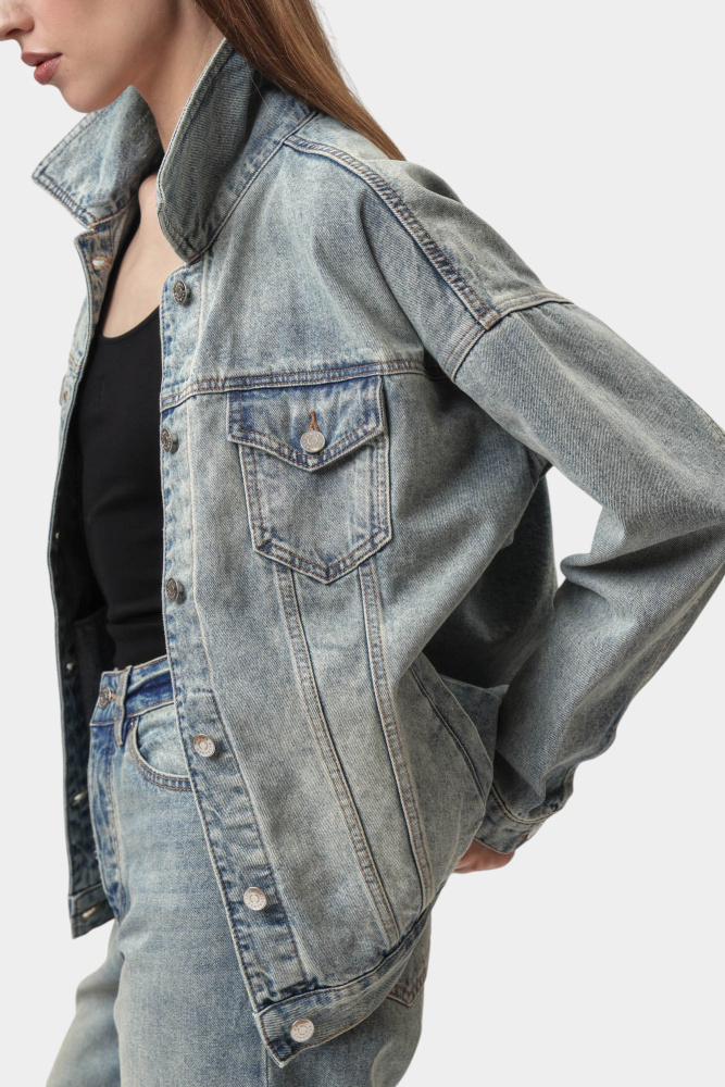 XW000902_AF10869 куртка джинсовая armani exchange 