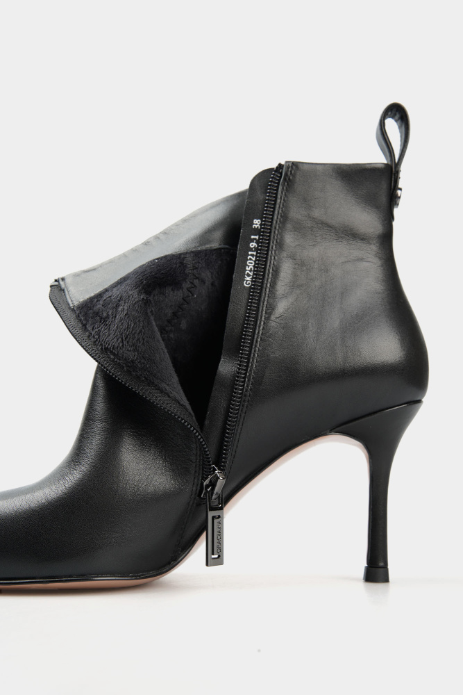 GK25021-9 Ботинки Graciana Черный