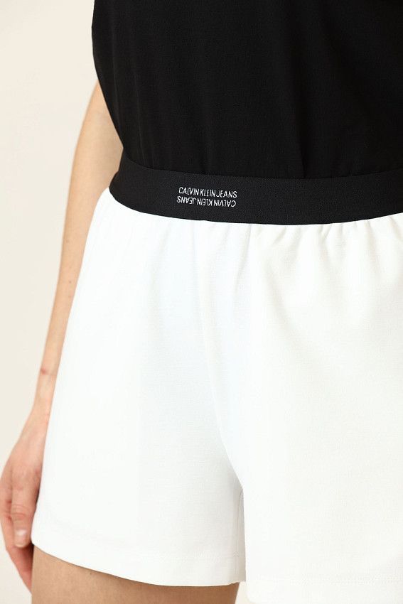 Шорты Calvin Klein Jeans