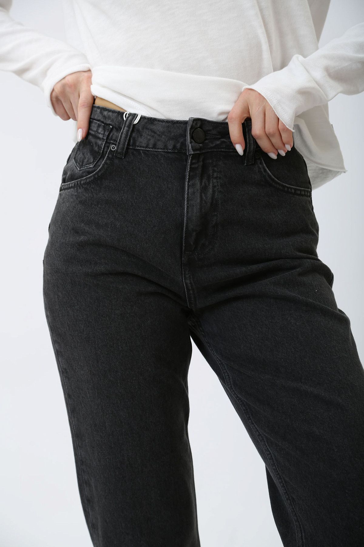 Джинсы Charlotte Tapered  Mustang