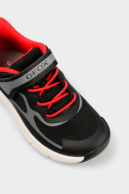 Кроссовки Geox